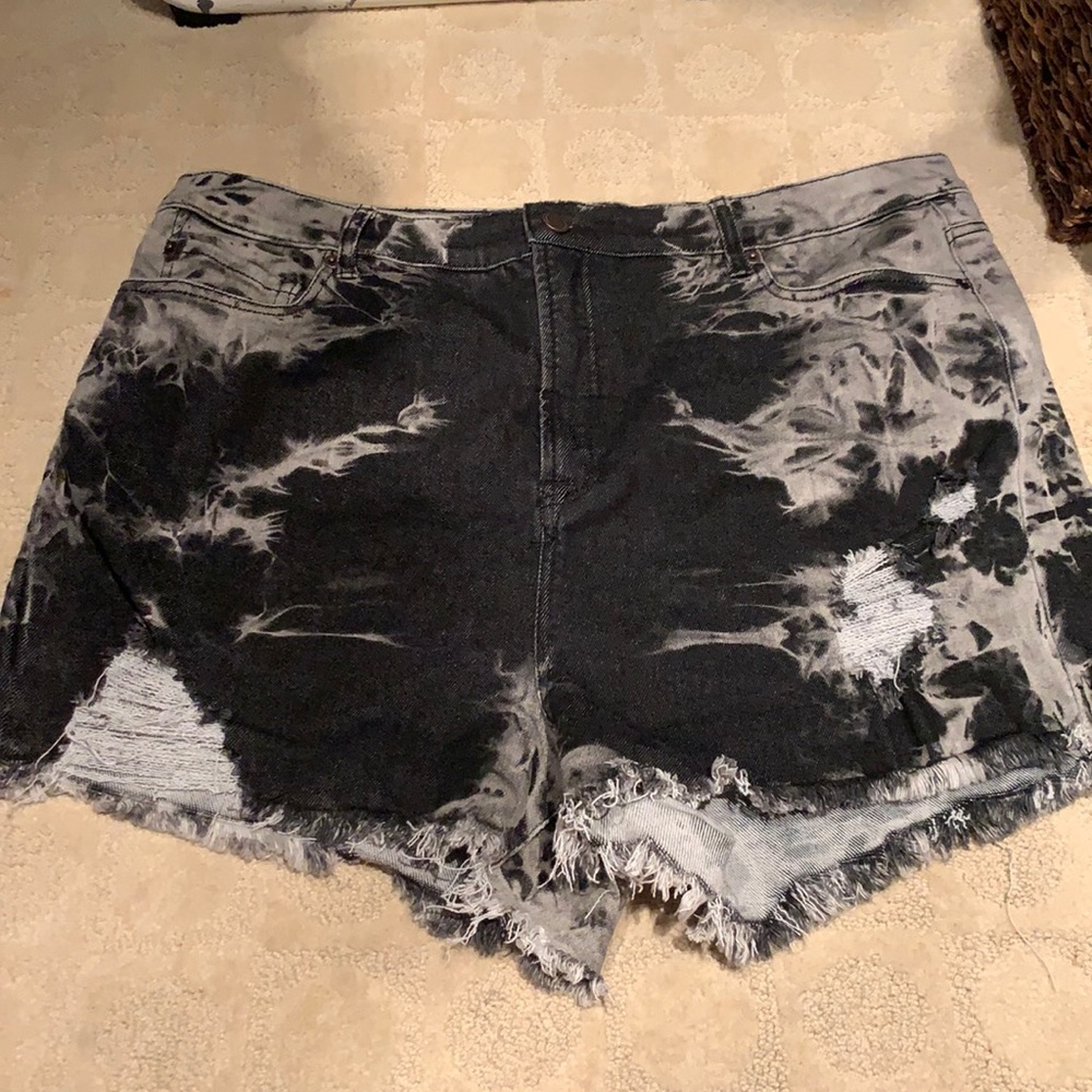 Plus fashion nova denim shorts